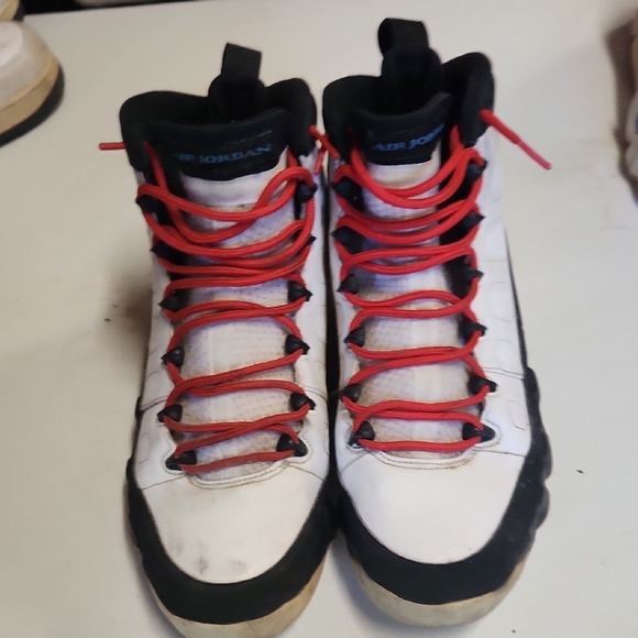 Jordan Air Jordan 9 Retro "Space Jam - 2016 Release" sneakers. - Picture 1 of 2
